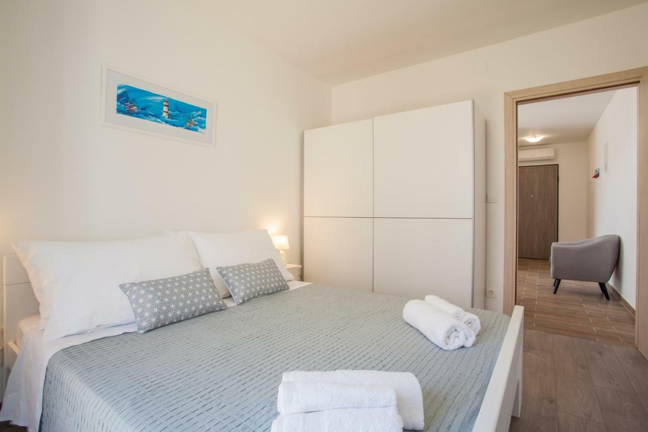 Apartment D ツレス エクステリア 写真